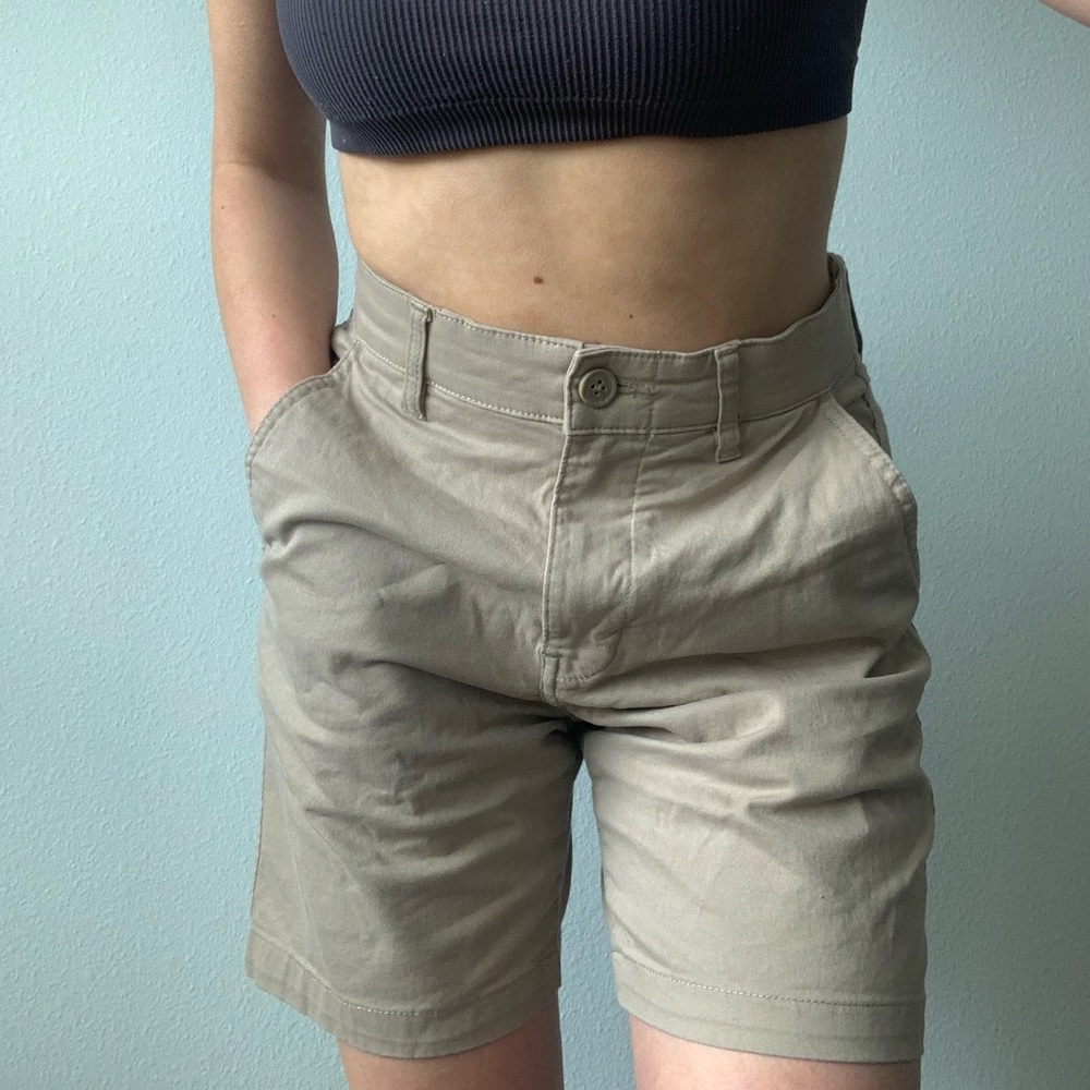 Mens khaki shorts🩳